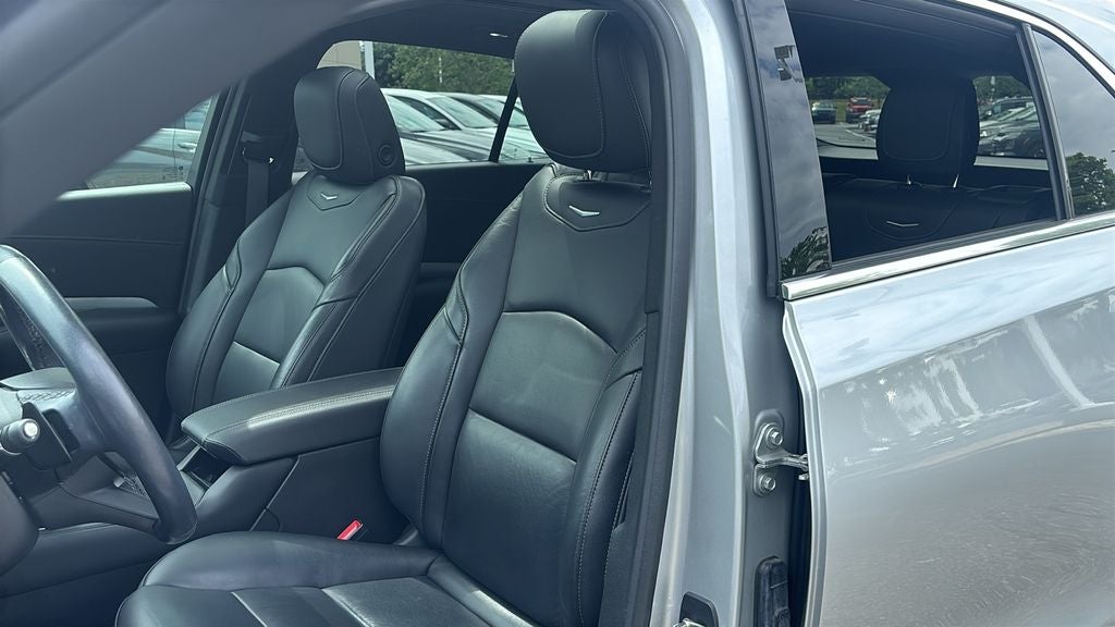 2021 Cadillac XT4 Premium Luxury