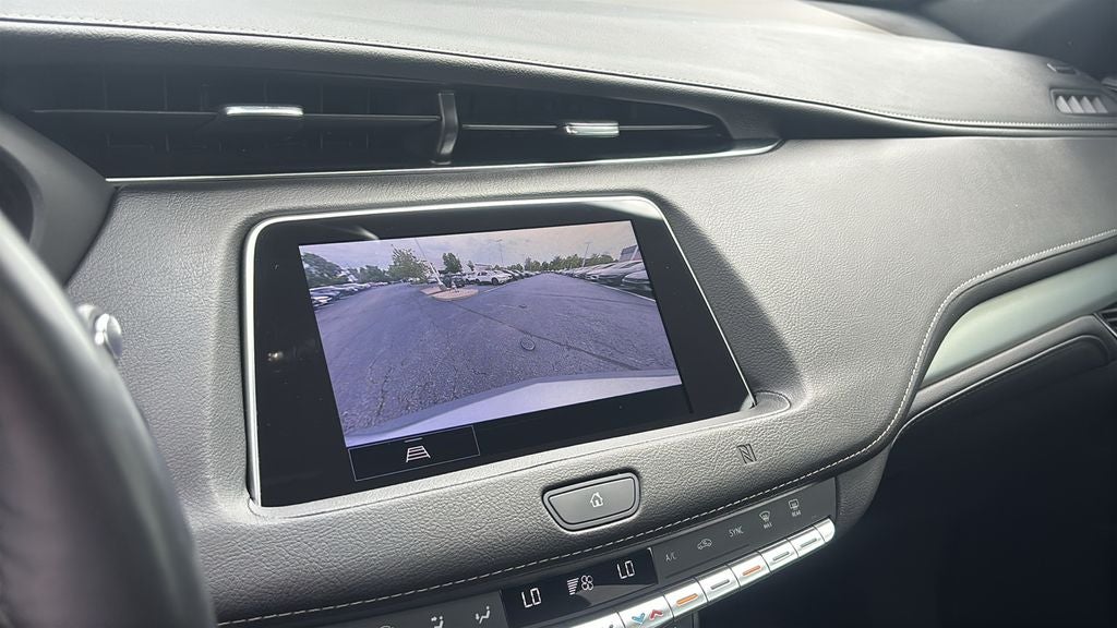 2021 Cadillac XT4 Premium Luxury