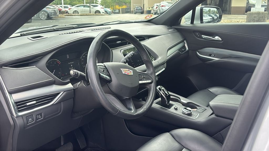 2021 Cadillac XT4 Premium Luxury