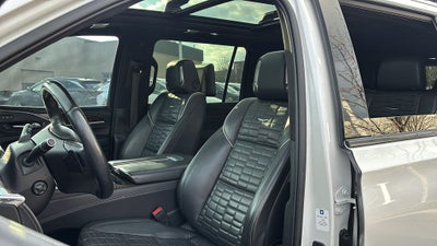 2022 Cadillac Escalade ESV Sport Platinum