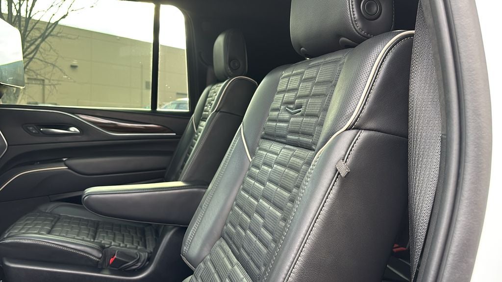 2022 Cadillac Escalade ESV Sport Platinum