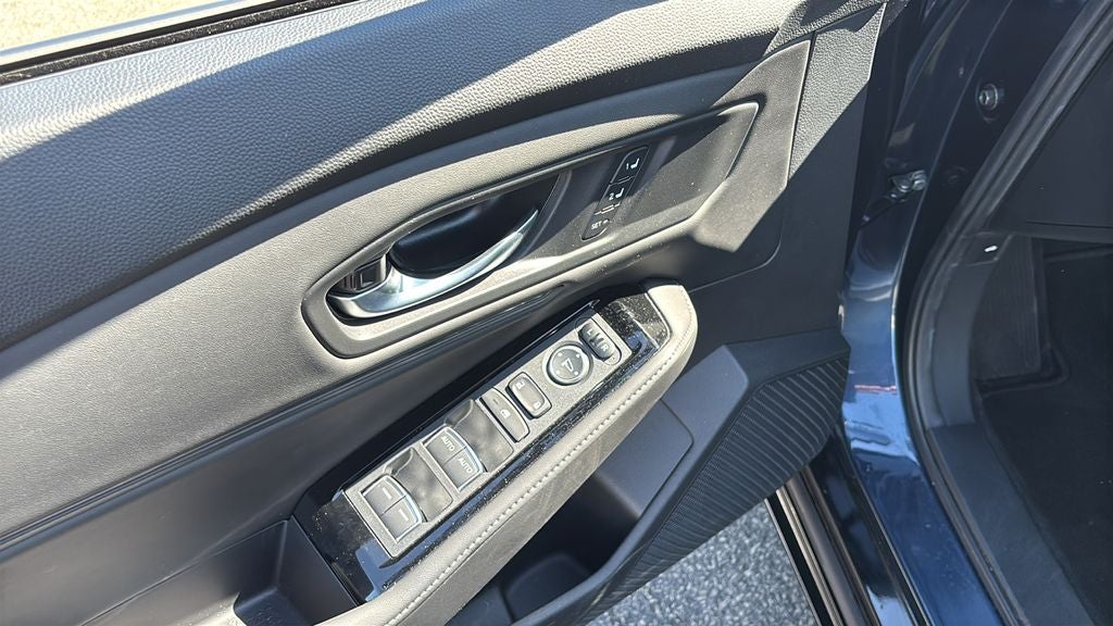 2025 Honda Accord Hybrid Touring - Photo 14