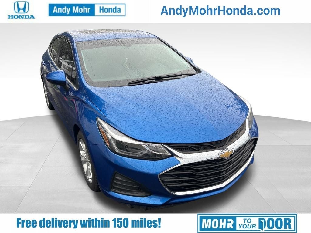 2019 Chevrolet Cruze LT Hatchback Auto's photo
