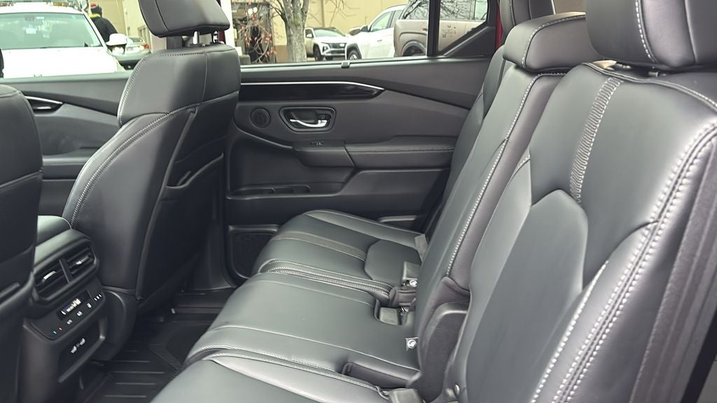 2023 Honda Pilot Touring