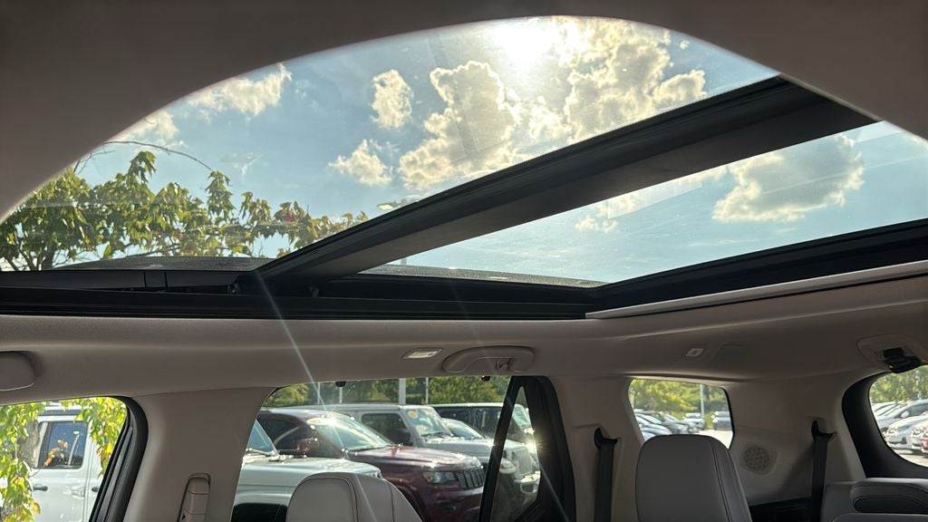 2025 Honda Pilot Touring