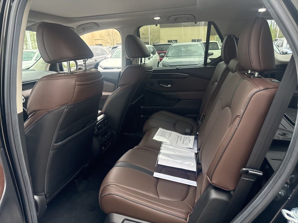 2025 Honda Pilot Elite