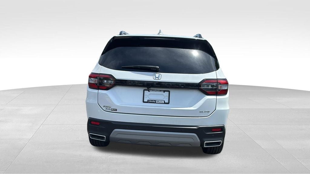 2023 Honda Pilot Elite