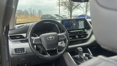 2021 Toyota Highlander Limited