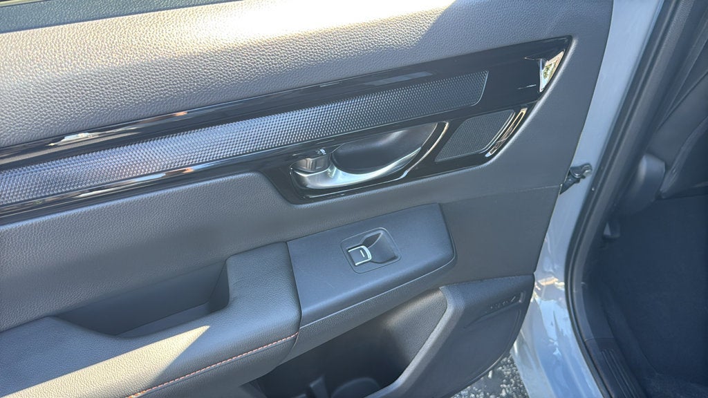 2025 Honda CR-V Sport Touring - Photo 27