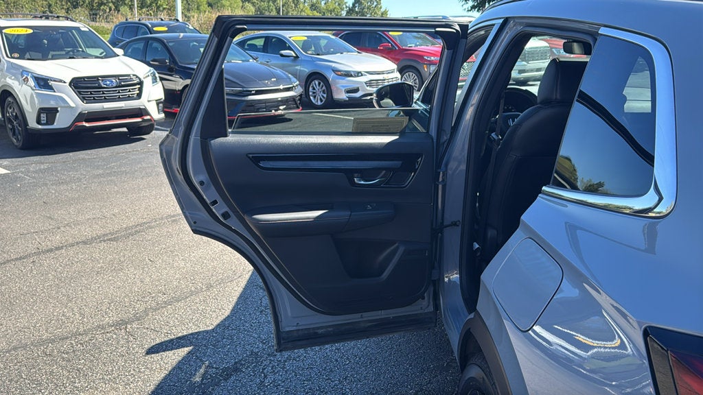 2025 Honda CR-V Sport Touring - Photo 28
