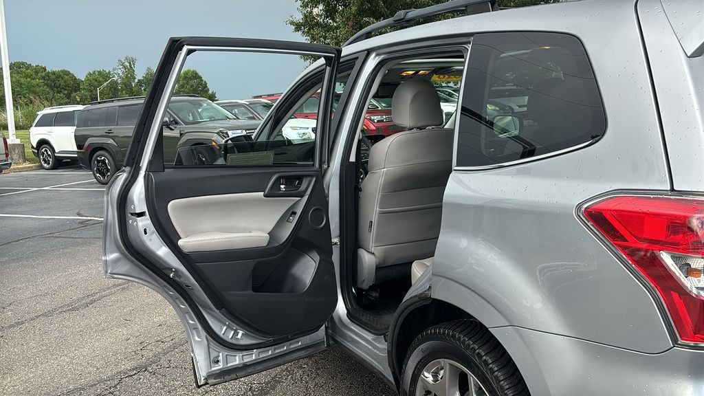 2016 Subaru Forester 2.5i Touring
