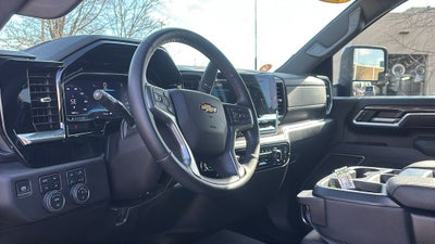 2025 Chevrolet Silverado 3500HD LTZ