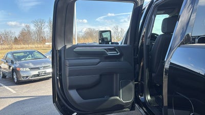 2025 Chevrolet Silverado 3500HD LTZ