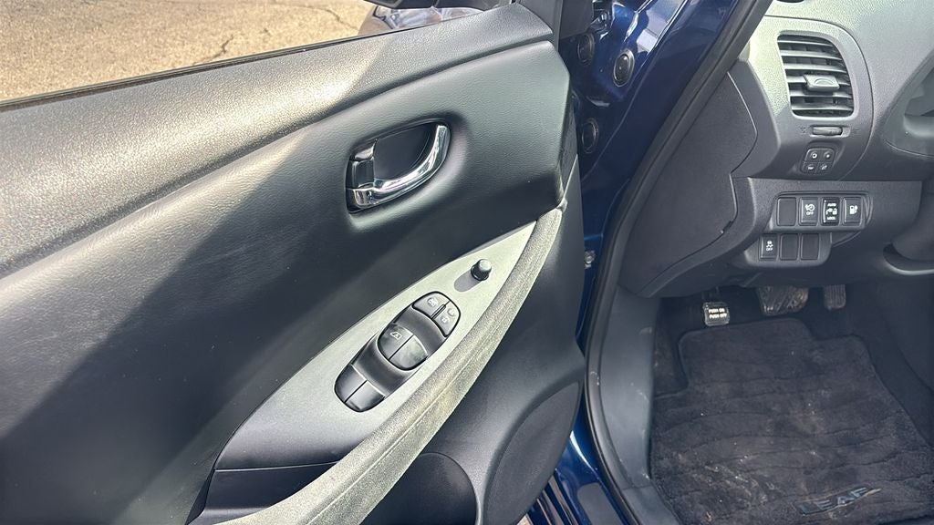 2017 Nissan Leaf S