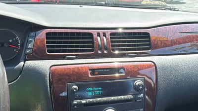 2011 Chevrolet Impala LT