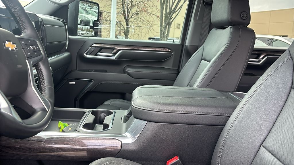 2024 Chevrolet Silverado 3500HD LTZ