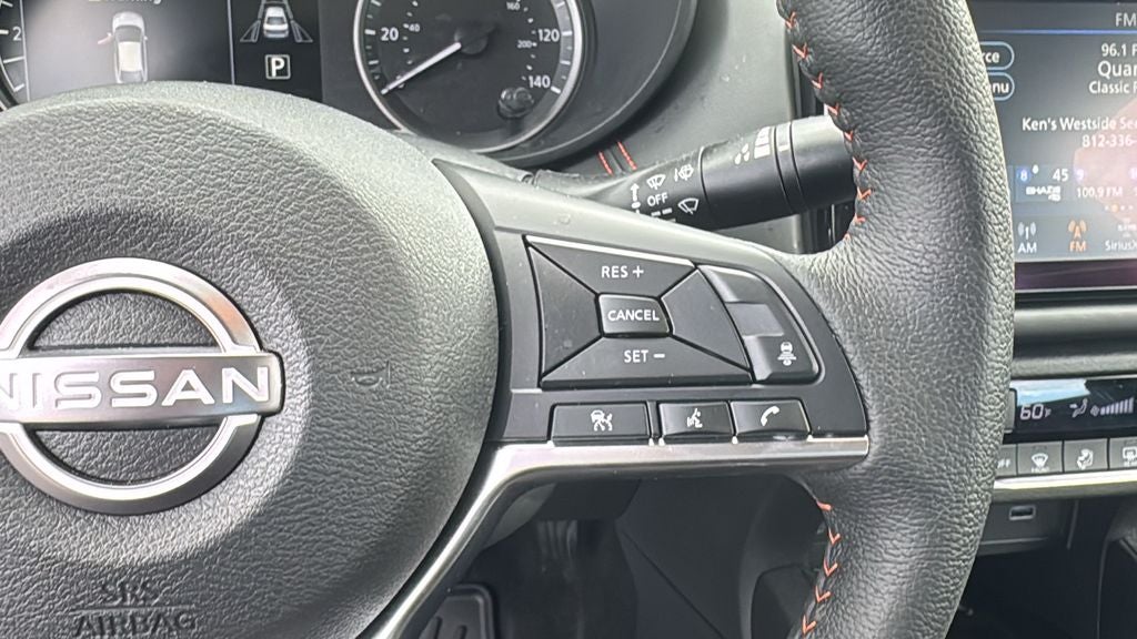 2025 Nissan Versa 1.6 SR