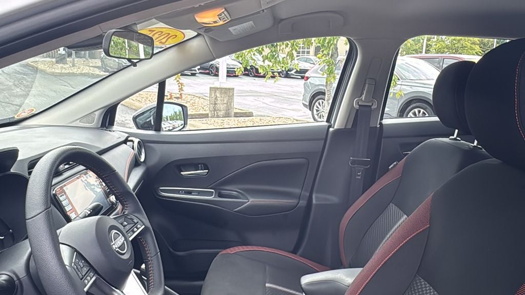 2025 Nissan Versa 1.6 SR