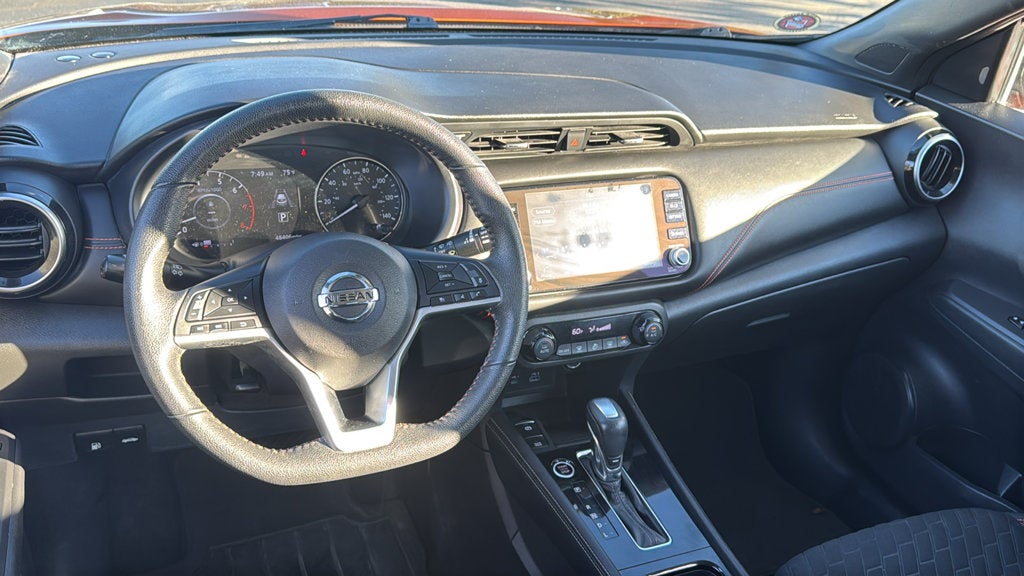 2021 Nissan Kicks SR