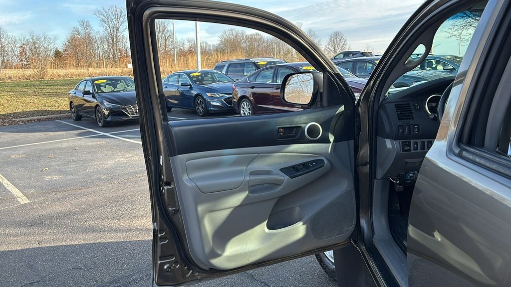 2015 Toyota Tacoma Base V6