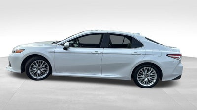 2018 Toyota Camry Hybrid XLE