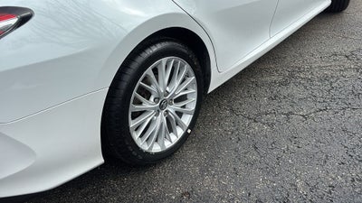 2018 Toyota Camry Hybrid XLE