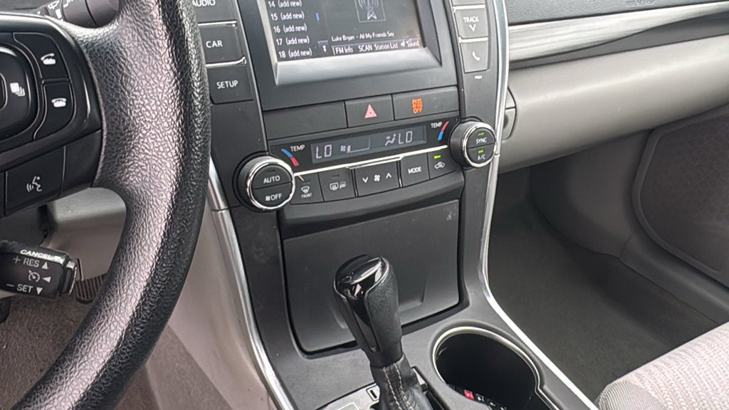 2016 Toyota Camry Hybrid LE