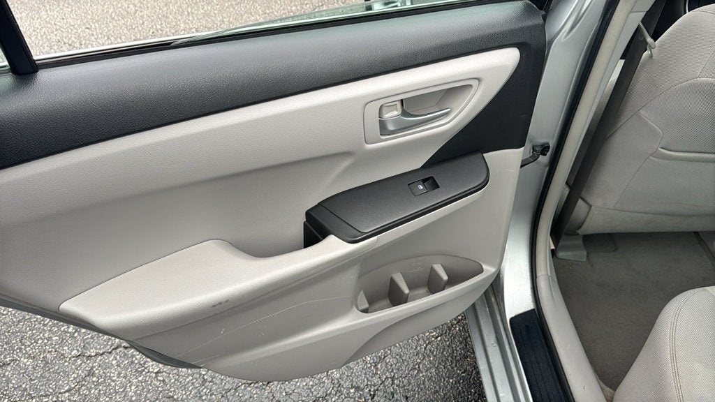2016 Toyota Camry Hybrid LE