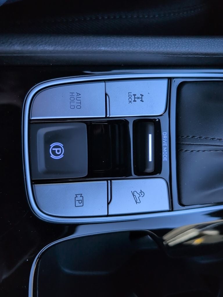 2025 Hyundai Santa Cruz SE