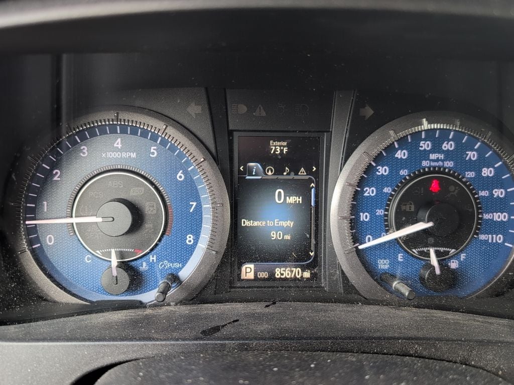 2017 Toyota Sienna XLE 8 Passenger