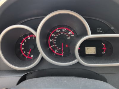 2009 Pontiac Vibe Base