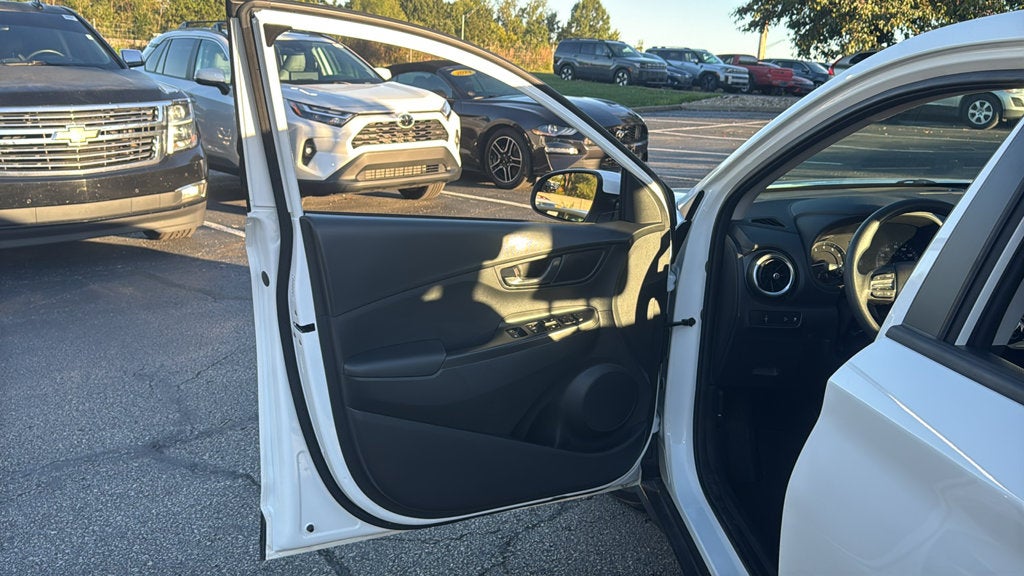 2022 Hyundai Kona SE