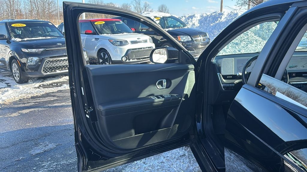 2024 Hyundai IONIQ 5 SEL