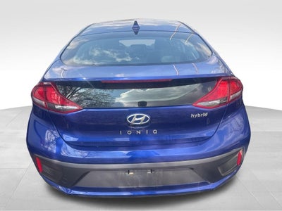 2022 Hyundai Ioniq Hybrid SE