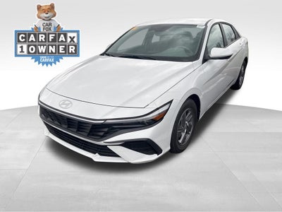 2024 Hyundai Elantra SE