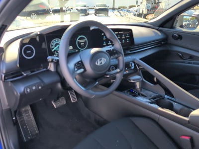 2025 Hyundai Elantra Hybrid SEL Sport