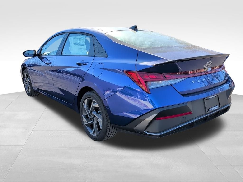 2025 Hyundai Elantra Hybrid SEL Sport