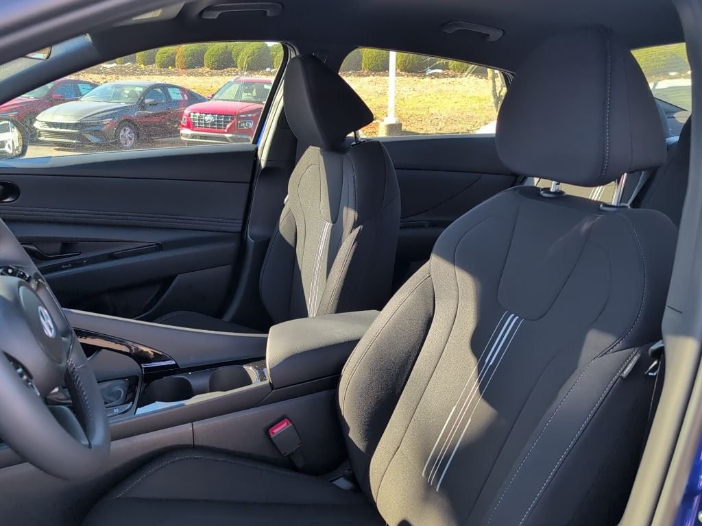 2025 Hyundai Elantra Hybrid SEL Sport