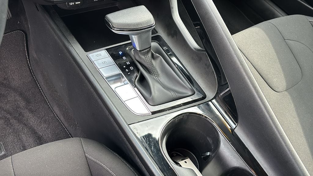 2024 Hyundai Elantra Hybrid Blue