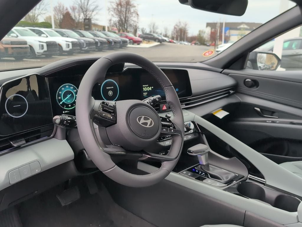 2025 Hyundai Elantra Hybrid Limited