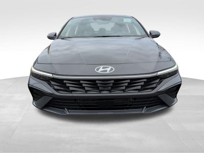 2025 Hyundai Elantra Hybrid Limited