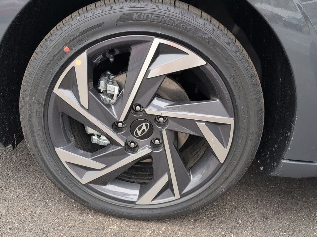 2025 Hyundai Elantra Hybrid Limited