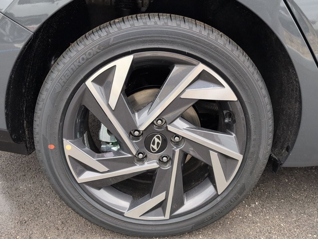 2025 Hyundai Elantra Hybrid Limited