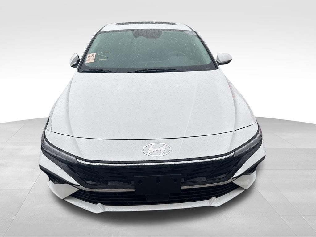 2025 Hyundai Elantra Hybrid Limited