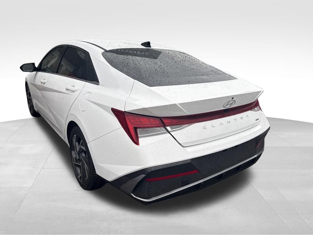 2025 Hyundai Elantra Hybrid Limited