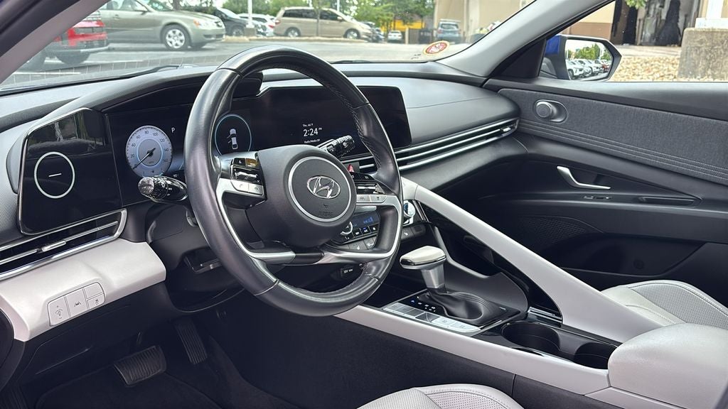 2023 Hyundai Elantra Limited