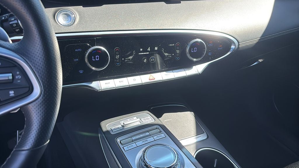 2023 Genesis GV70 2.5T