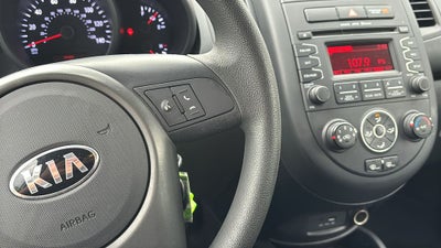 2013 Kia Soul Base